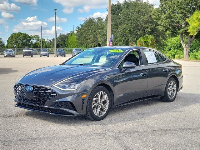 Used 2020 Hyundai Sonata SEL w/ Convenience Package FWD image 2