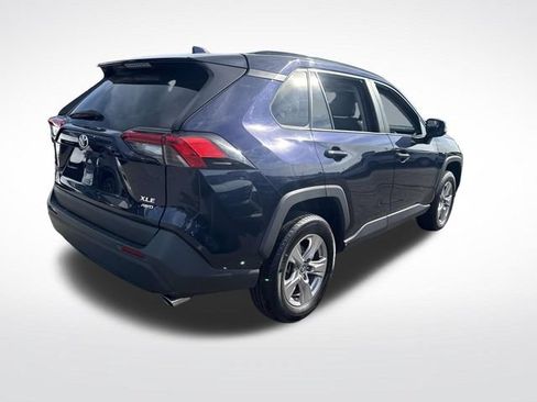 Used 2025 Toyota RAV4 XLE AWD/4WD image 8