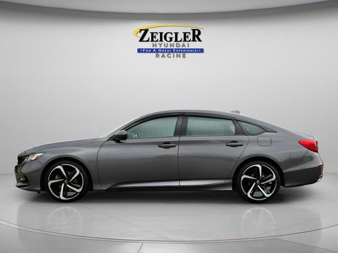 Used 2019 Honda Accord Sport image 4
