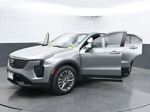 Used 2025 Cadillac XT4 Premium Luxury AWD/4WD image 52
