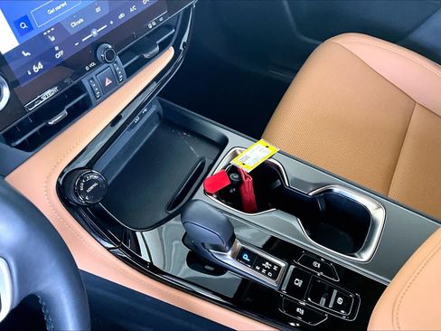 Used 2022 Lexus NX 250 FWD w/ Accessory Package 2 image 16