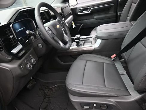 New 2026 Chevrolet Silverado 1500 LTZ w/ LTZ Premium Package image 8