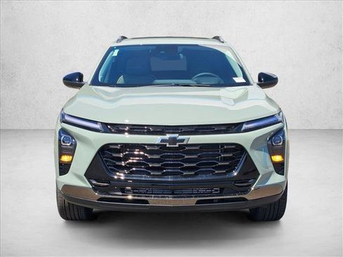 Certified 2026 Chevrolet Trax ACTIV w/ Sunroof Package FWD image 6