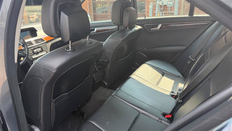Used 2013 Mercedes-Benz C 300 Luxury 4MATIC Sedan image 22