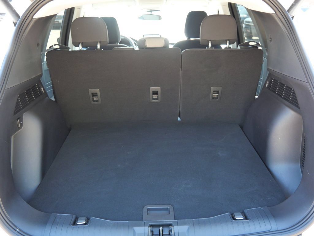 Certified 2022 Ford Escape SE w/ Convenience Package AWD/4WD image 9