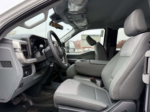 New 2026 Ford F350 XLT image 9