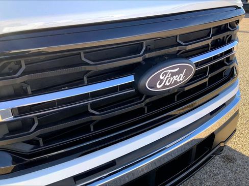 Used 2024 Ford F150 XLT w/ Mobile Office Package image 37