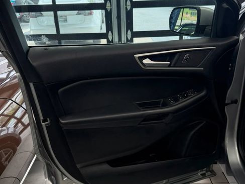 Used 2024 Ford Edge SEL AWD/4WD image 16