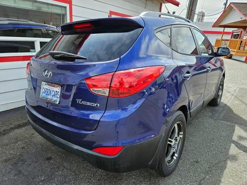 Used 2011 Hyundai Tucson GLS image 3