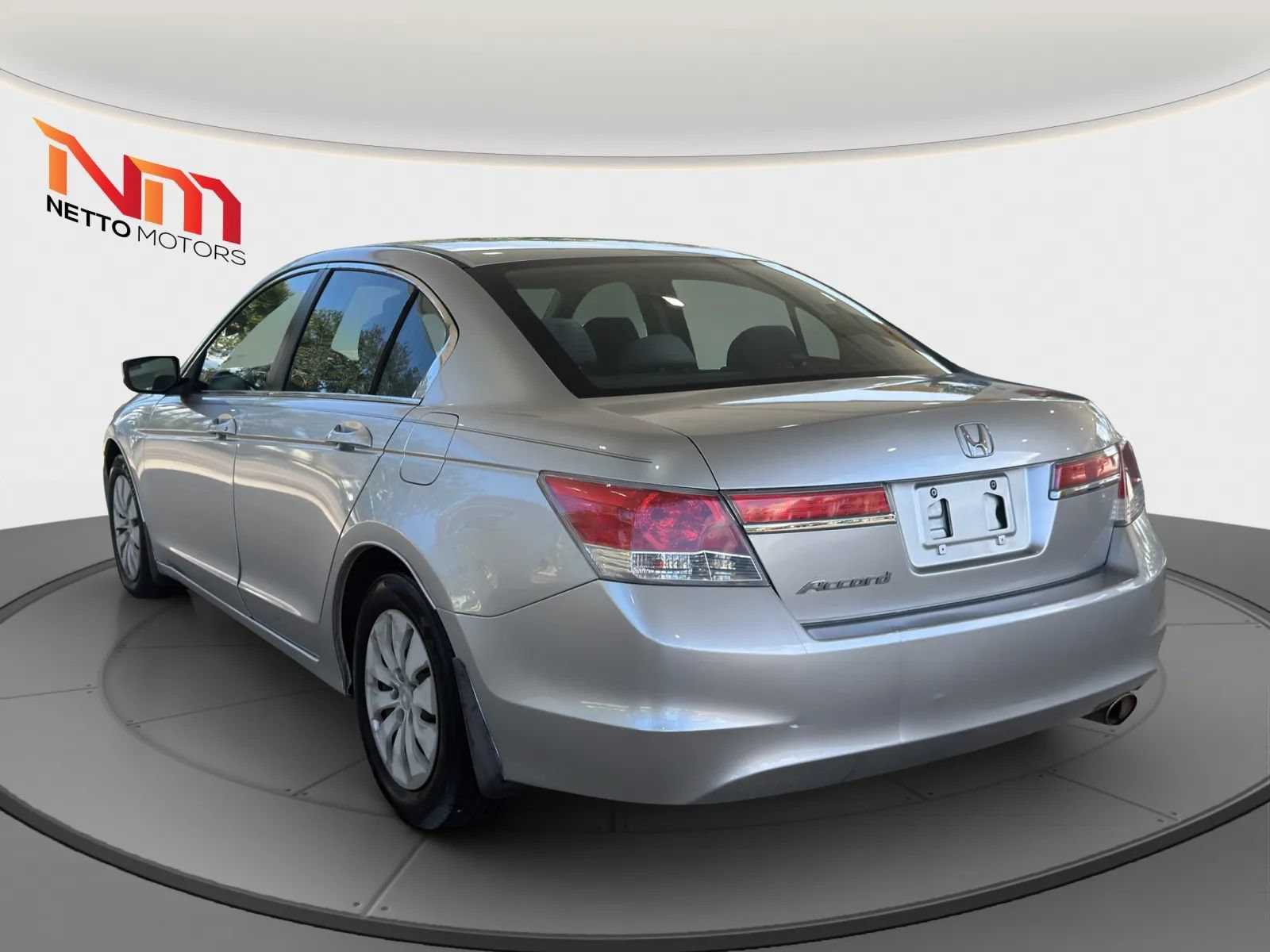 Used 2011 Honda Accord LX image 3