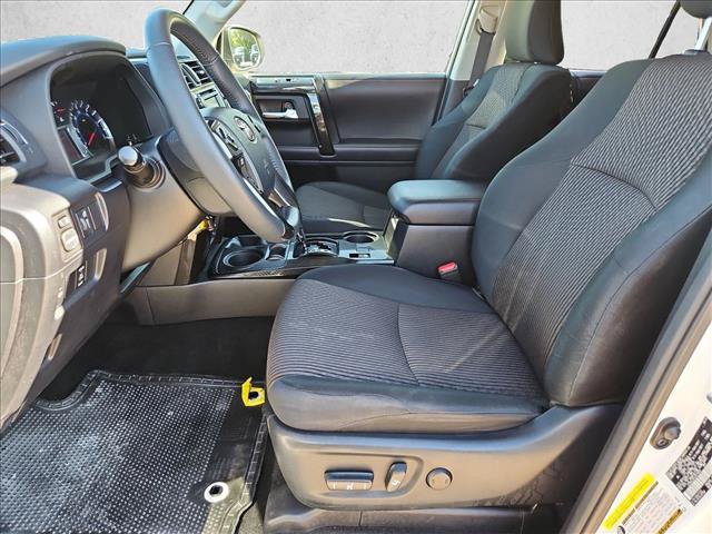 Used 2018 Toyota 4Runner TRD Off-Road AWD/4WD image 16