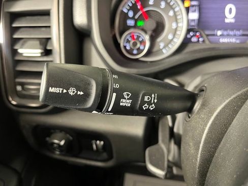 Used 2024 RAM 1500 Big Horn AWD/4WD image 22