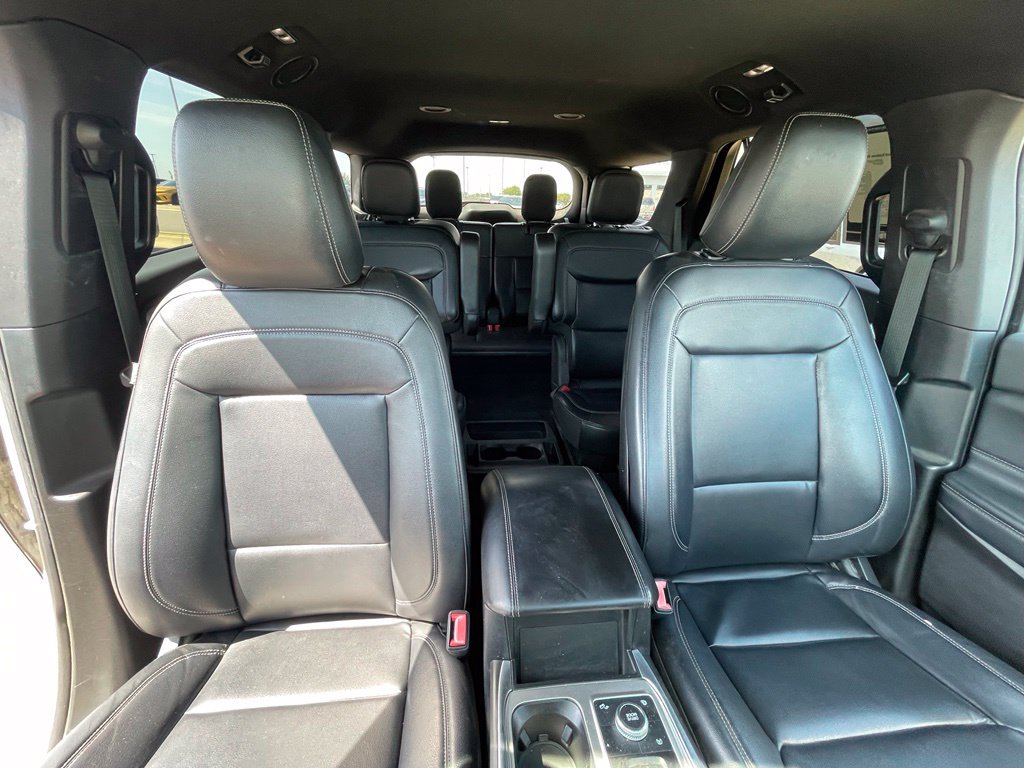 Used 2020 Ford Explorer XLT w/ Equipment Group 202A AWD/4WD image 30