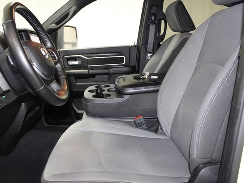 Used 2024 RAM 2500 Big Horn image 19