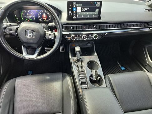 Used 2025 Honda Civic Sport image 18