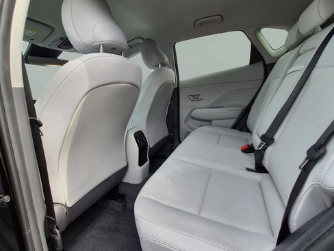 Certified 2024 Hyundai Kona SEL FWD image 15