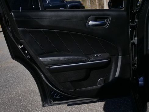 Used 2019 Dodge Charger Scat Pack w/ Dynamics Package image 28
