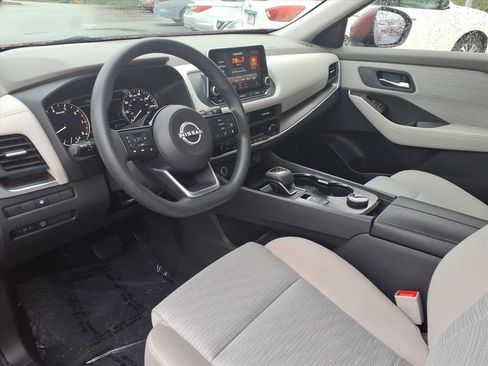 Used 2023 Nissan Rogue SV image 23