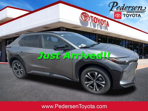Used 2025 Toyota bZ4X AWD w/ Weather Package image 1