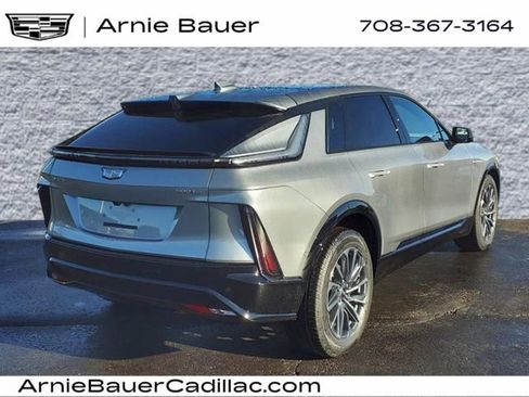New 2025 Cadillac Lyriq Sport image 8