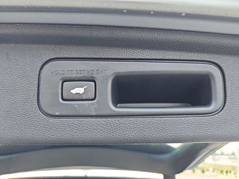 Used 2024 Honda Odyssey Touring image 17