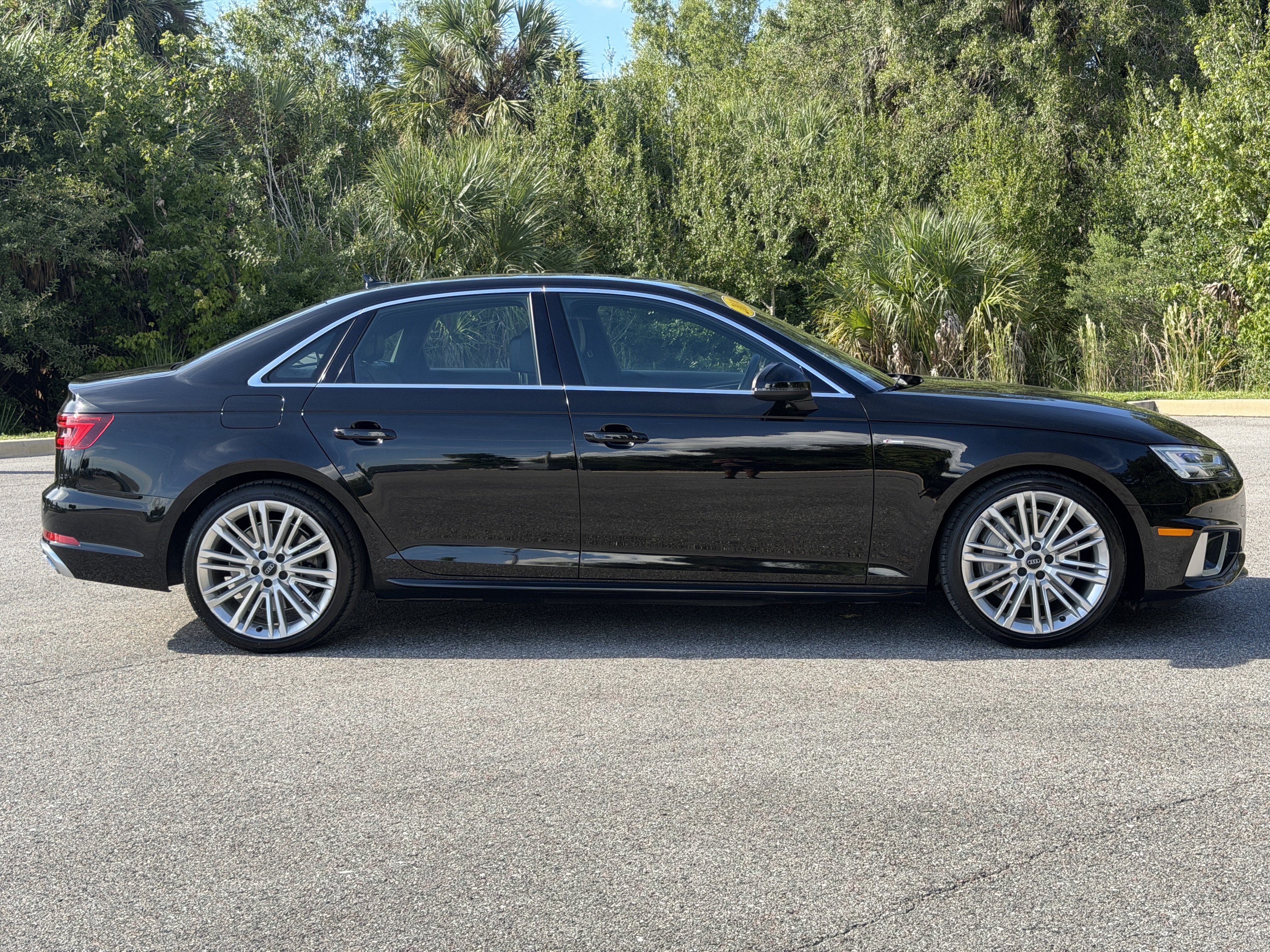 Used 2019 Audi A4 2.0T Premium Plus w/ Premium Plus Package AWD/4WD image 8