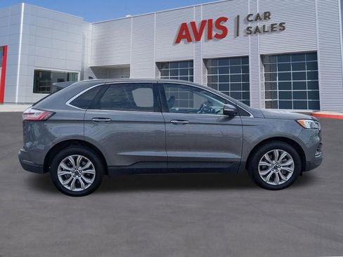 Used 2024 Ford Edge Titanium image 11