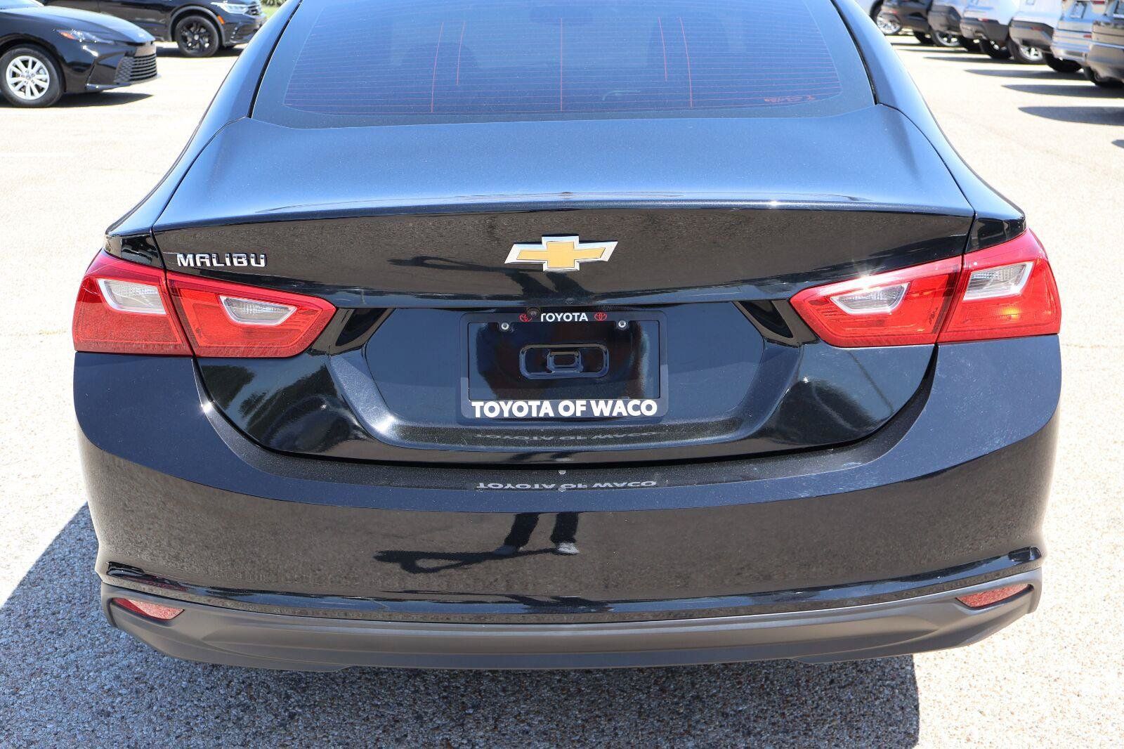 Used 2023 Chevrolet Malibu LT FWD image 4
