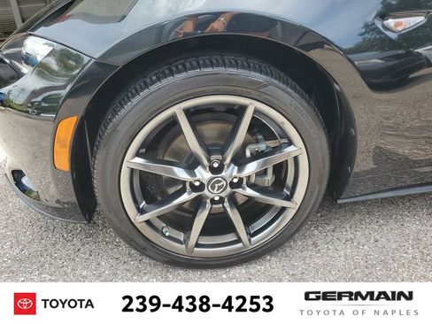 Used 2018 MAZDA MX-5 Miata Grand Touring RWD image 13