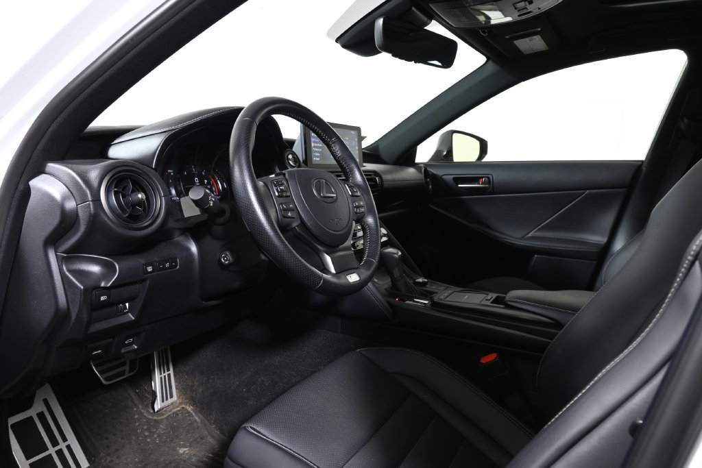 Used 2024 Lexus IS 350 F Sport AWD/4WD image 4