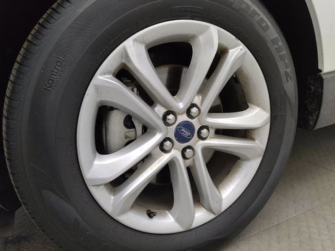 Used 2020 Ford Edge SEL FWD image 31