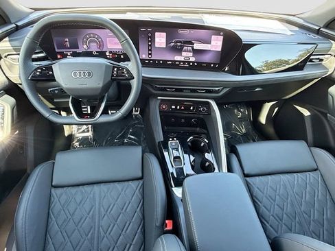 New 2026 Audi SQ5 Premium Plus AWD/4WD image 15