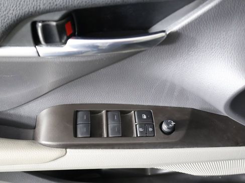 Used 2022 Toyota Camry SE image 29