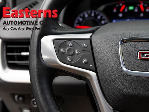 Used 2024 GMC Terrain SLT AWD/4WD image 15
