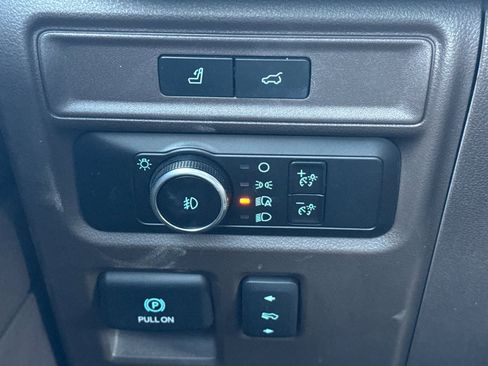 Used 2023 Ford Expedition King Ranch image 43