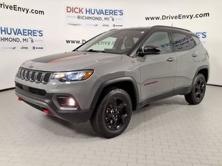 Used 2023 Jeep Compass Trailhawk AWD/4WD video 1