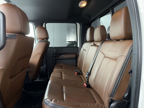 Used 2016 Ford F250 Platinum w/ FX4 Off-Road Package image 19