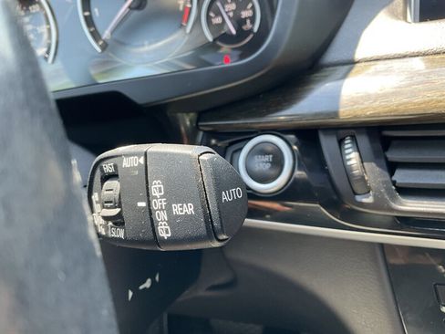 Used 2017 BMW X5 xDrive40e AWD/4WD image 27