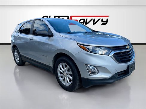 Used 2021 Chevrolet Equinox LS w/ LS Convenience Package image 1