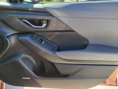 Certified 2025 Subaru Crosstrek 2.5i Limited w/ Crosstrek Mirror Package image 6