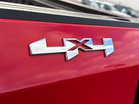 Used 2023 GMC Sierra 1500 Elevation image 9