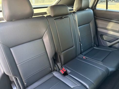 Used 2023 Volkswagen Atlas Cross Sport SE w/ Panoramic Sunroof Package image 25