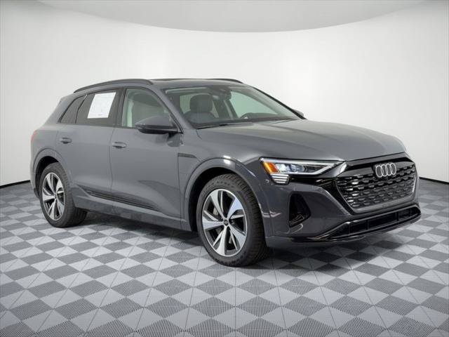 Certified 2024 Audi Q8 e-tron Premium Plus AWD/4WD image 7