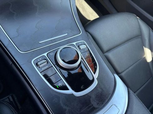 Used 2018 Mercedes-Benz C 300 C 300 4MATIC Sedan 4D image 32