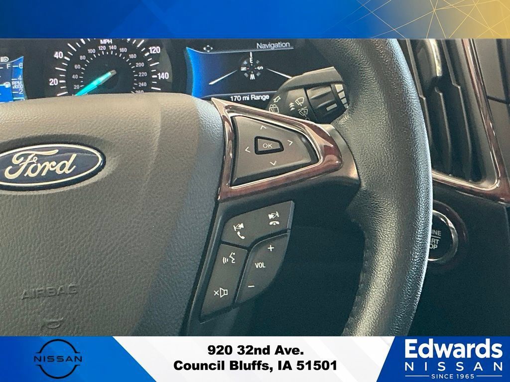 Used 2021 Ford Edge Titanium AWD/4WD image 19