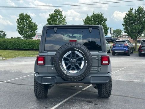 Used 2019 Jeep Wrangler Sport AWD/4WD image 6