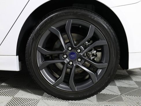 Used 2018 Ford Fusion SE w/ Equipment Group 201A image 35