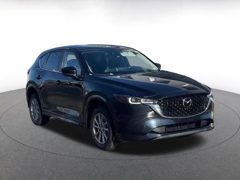 Used 2025 MAZDA CX-5 AWD 2.5 S w/ Preferred Package image 3