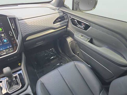 Certified 2025 Subaru Forester Limited AWD/4WD image 11