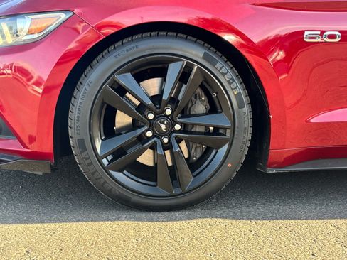 Used 2017 Ford Mustang GT RWD image 10